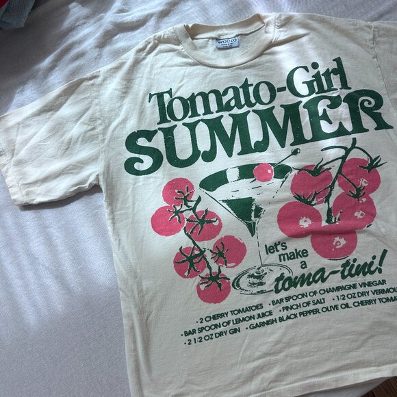 Tomato Girl Summer Tee - Picture 1 of 4